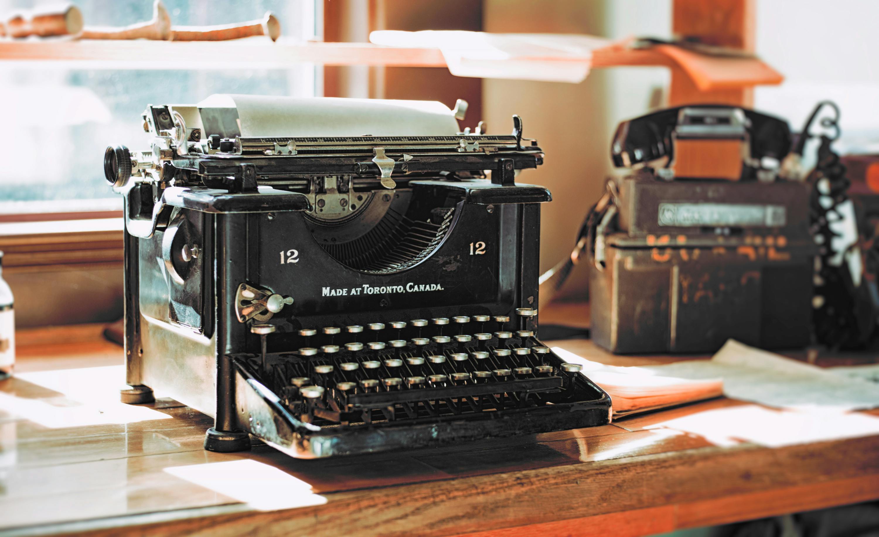 Image of a typewriter